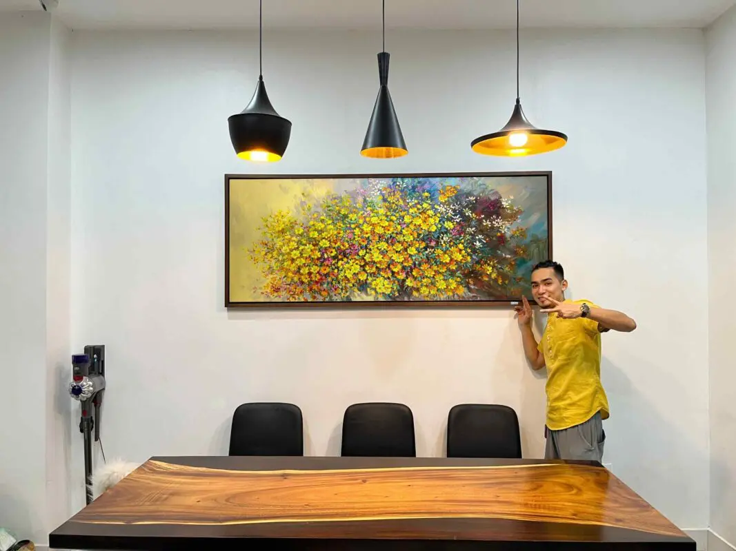 Một bức tranh sơn dầu hoa cúc ấm áp được khách hàng lựa chọn cho phòng ăn