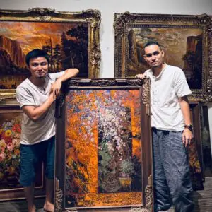 Dưới vòm xuân