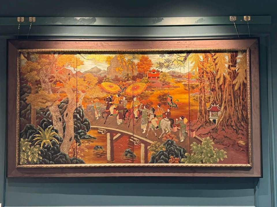 Tranh sơn mài Vinh Quy Bái Tổ, 100x200 cm, Hs Nguyễn Quang Mậu ( Nguồn: Nhà đấu giá lớn nhất Pháp)