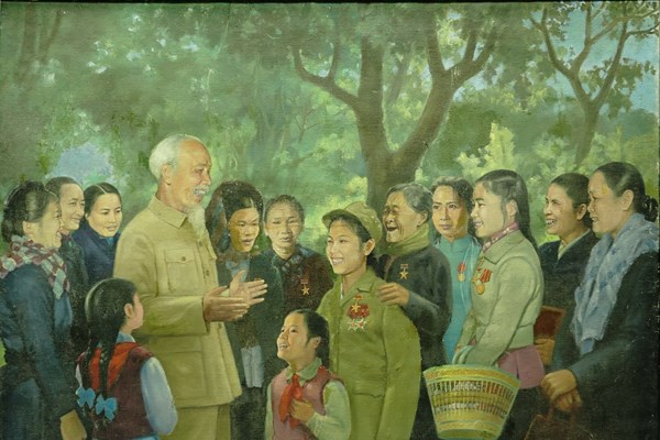 Tác phẩm “Bác Hồ với nữ chiến sĩ thi đua miền Bắc” của họa sĩ Vương Trình
