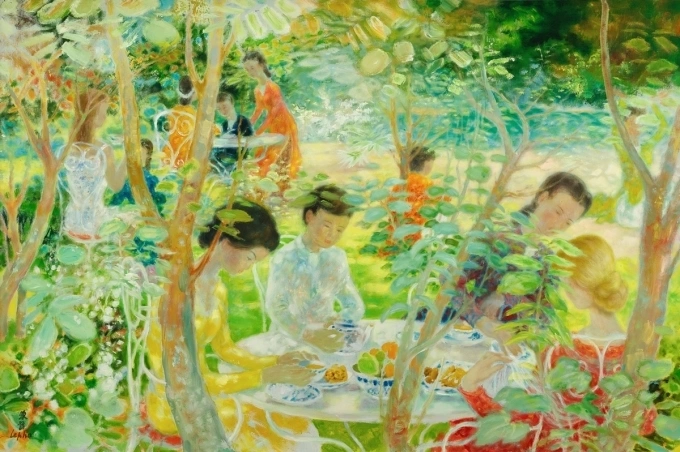 The et Sympathie tả khung cảnh buổi trà chiều trong khu vườn, với ánh mặt trời xuyên qua tán lá Cre: Internet